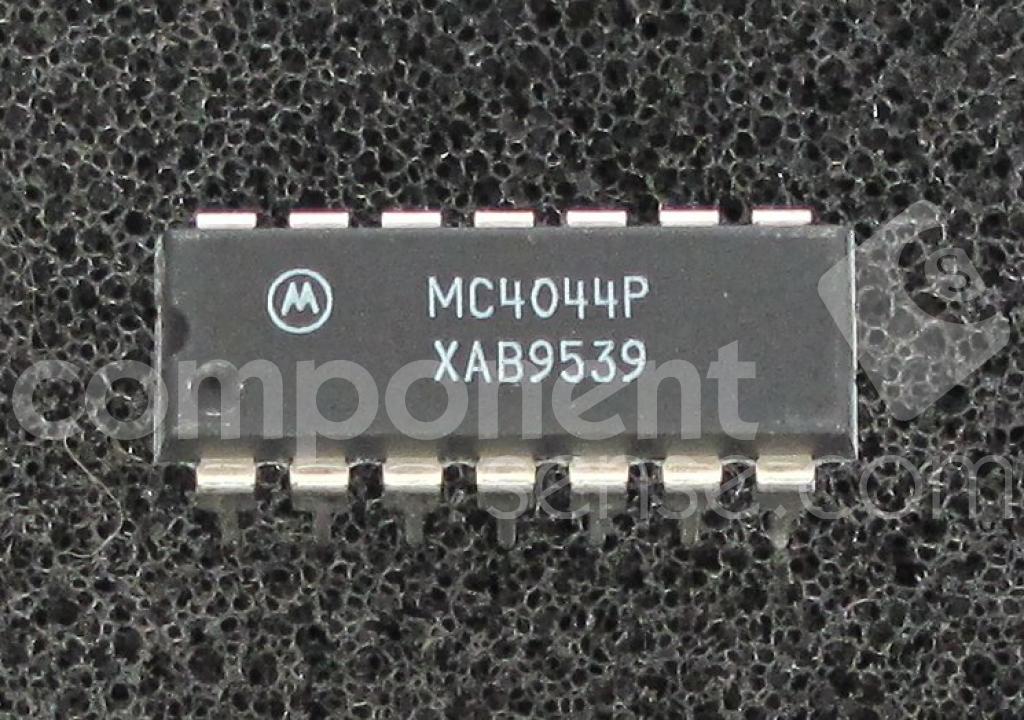 LOT OF 2 MC4044P MC4044 PHASE-FREQUENCY DETECTOR BY MOTOROLA LOT OF 2 MC4044P MC4044 PHASE-FREQUENCY DETECTOR BY MOTOROLA