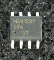 MAX1232ESA
