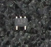MIC860YC5 TR