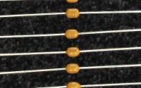AD10B104K500T