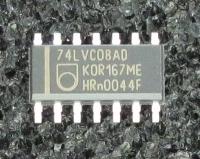 74LVC08AD