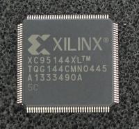 XC95144XL-5TQG144C