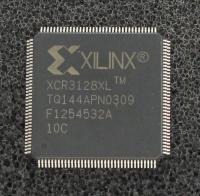 XCR3128XL-10TQ144C